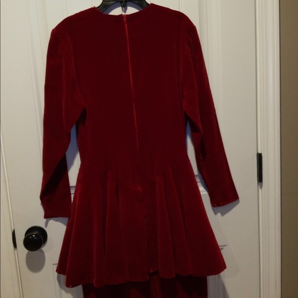 Gorgeous!!! Vintage Royal Red Velvet Dress W Sm - Picture 3 of 9